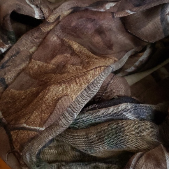 CAMO INFINITY NECK SCARF - Picture 2 of 3